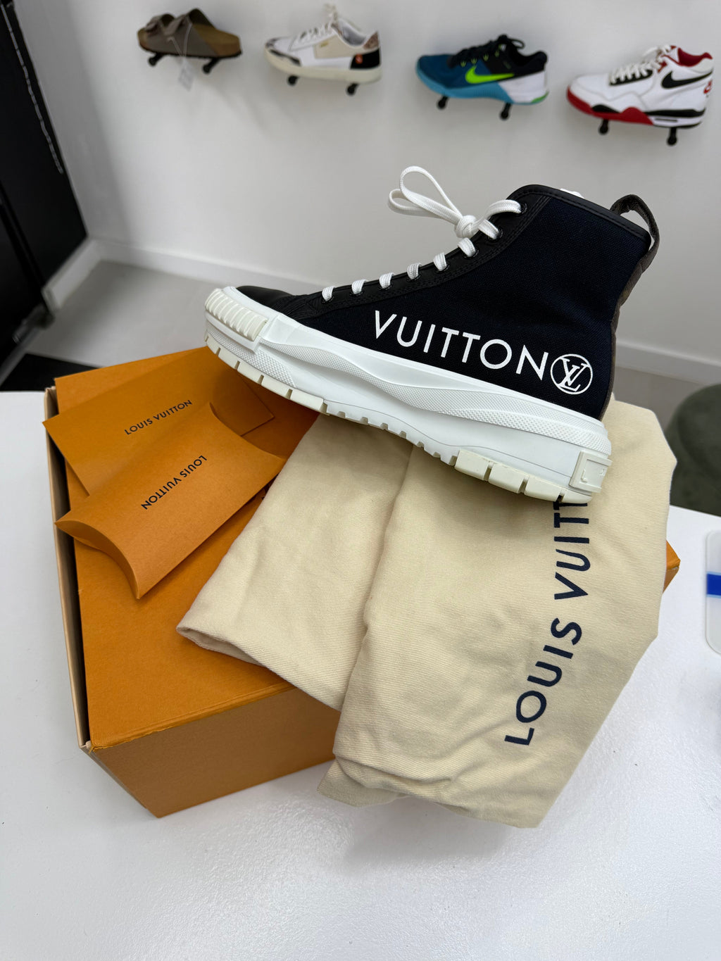 Louis Vuitton Squad Sneaker Boot - T.37,57 Cleantapaire