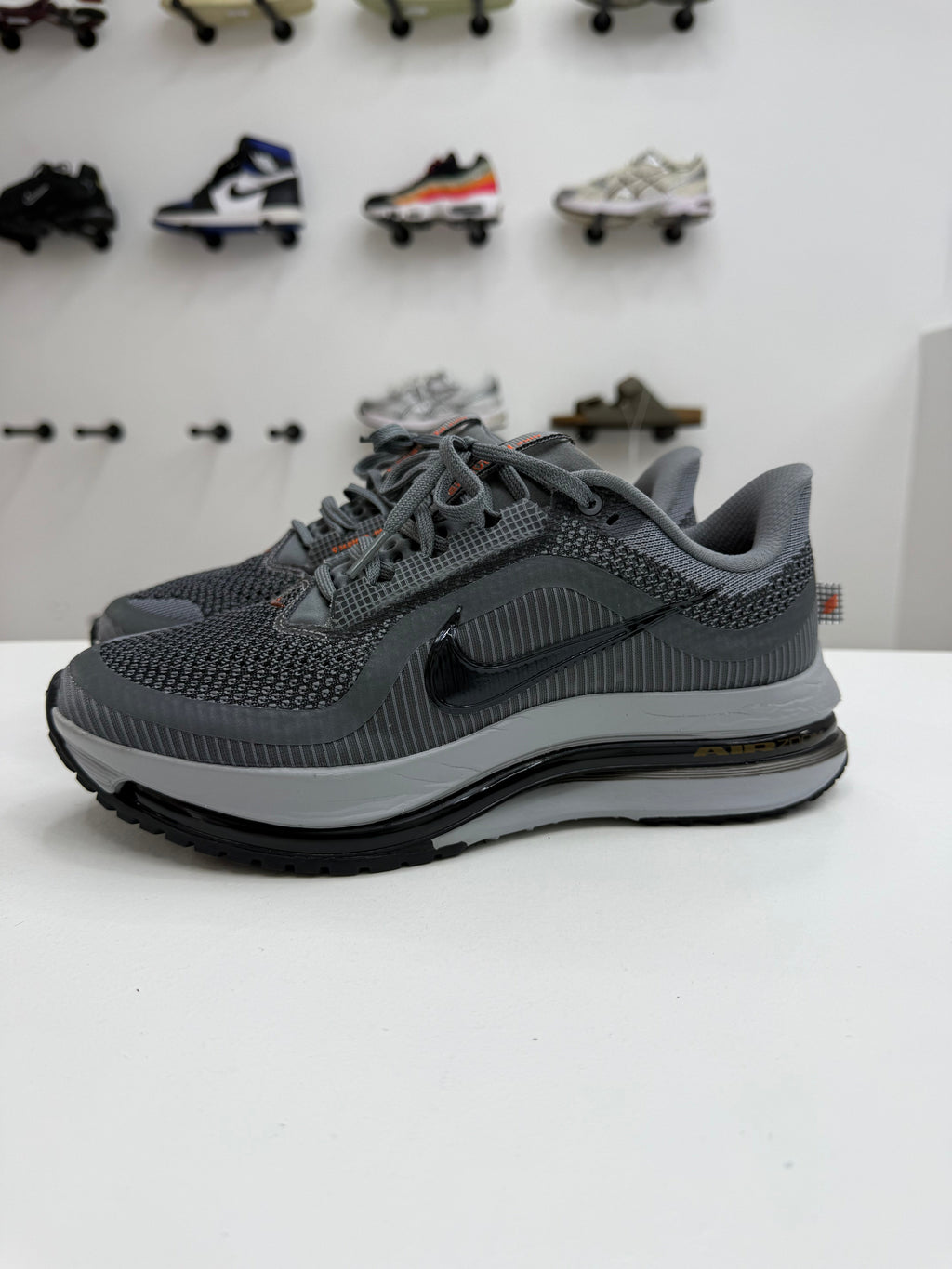 Nike Pegasus Premium - Cool Grey - T.40 Cleantapaire