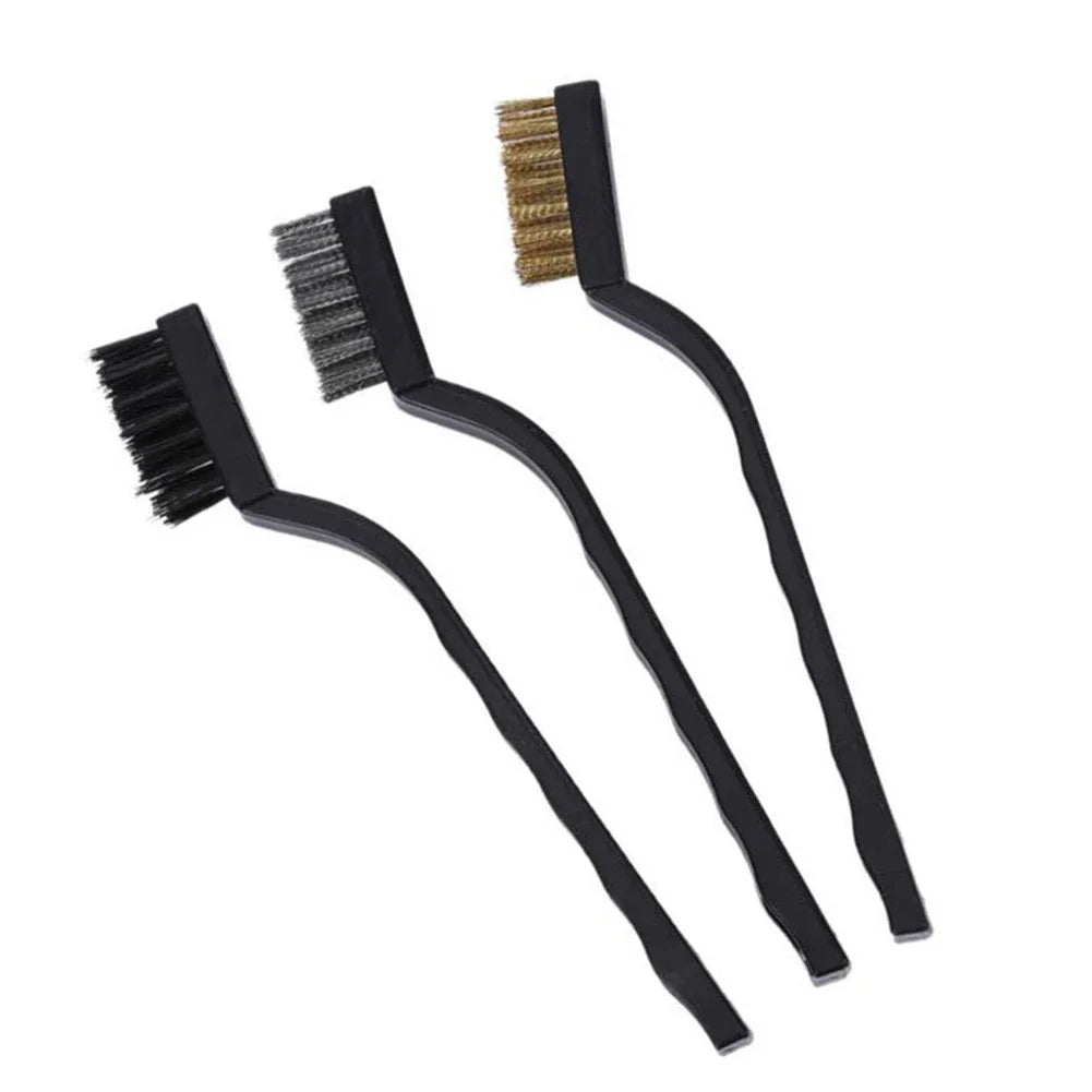 Brosses en nylon, laiton ou acier inoxydable